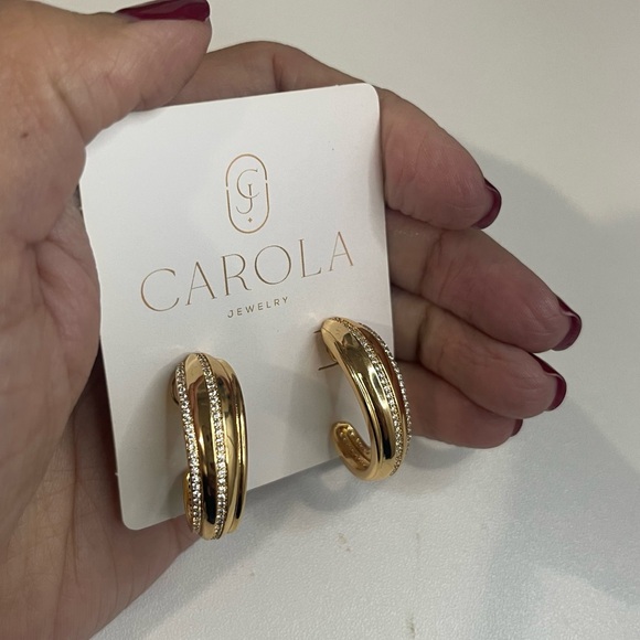 18k Gold Plated CZ SemiJewelry Made in Brazil Exclusive Hoop Earrings - Picture 2 of 4